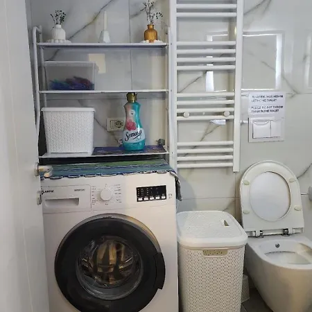 Ag Appartement Golem (Tirana)