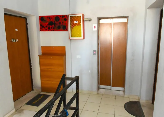 Ag Appartement Golem (Tirana)