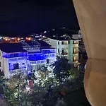 Ag Appartamento Golem (Tirana)