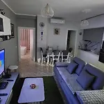 Ag Appartamento Golem (Tirana)
